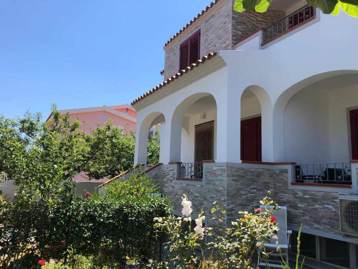 אורוסיי Appartamento In Villa Andreina מראה חיצוני תמונה
