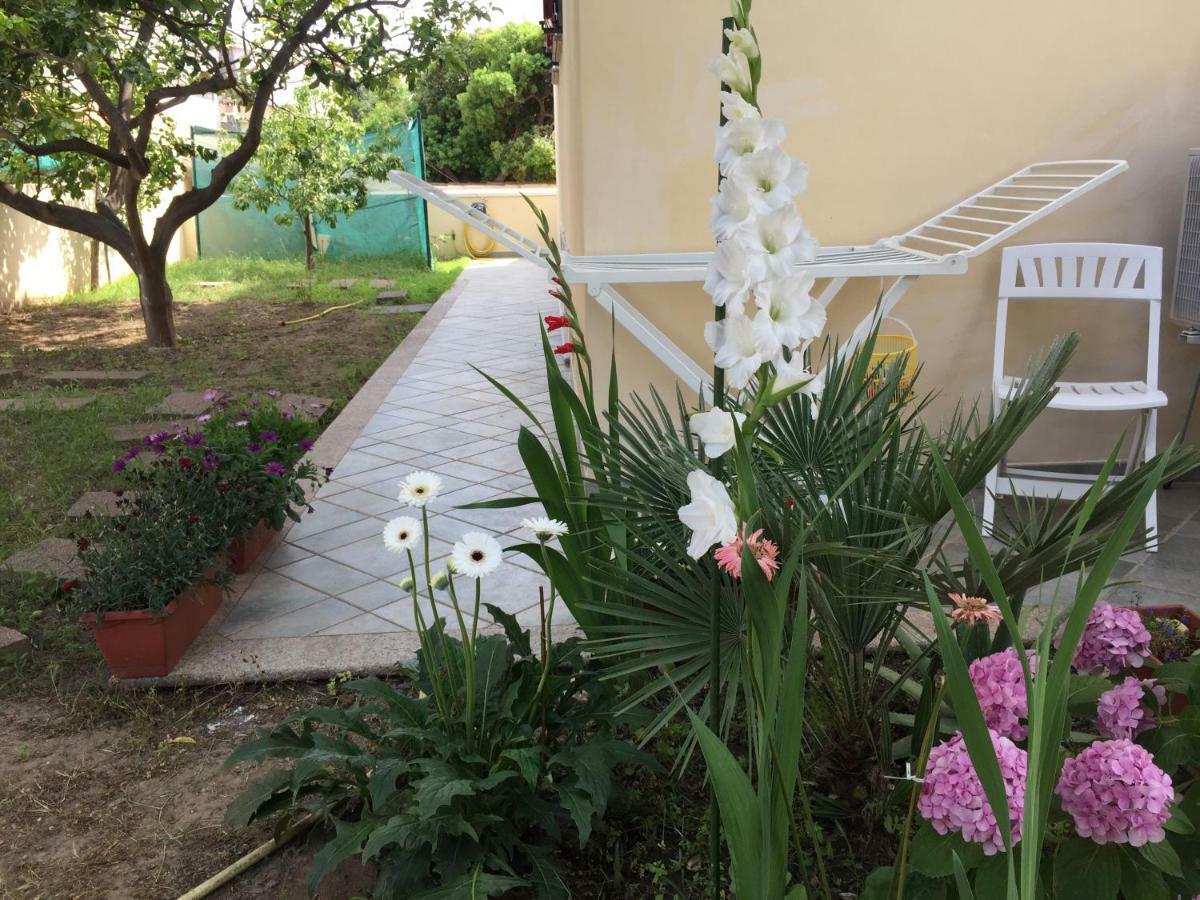 אורוסיי Appartamento In Villa Andreina מראה חיצוני תמונה