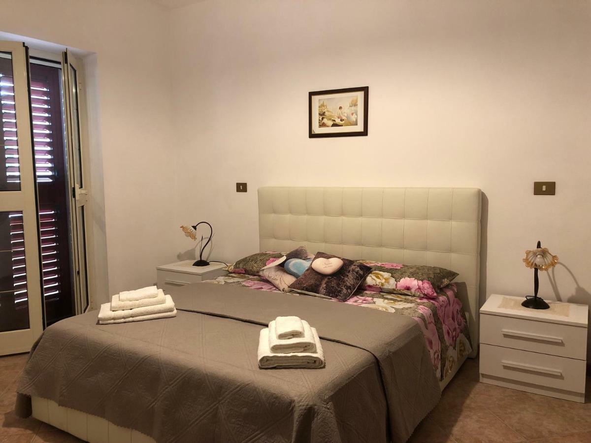 אורוסיי Appartamento In Villa Andreina מראה חיצוני תמונה